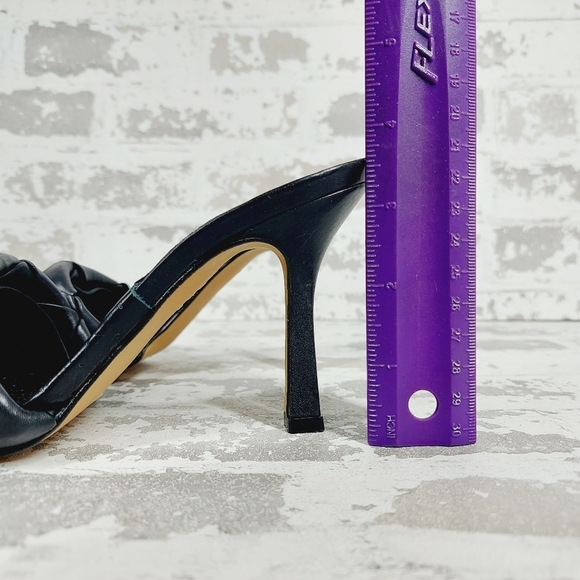 New Vince Camuto Brelanie Black Woven Leather Square Toe Heeled Sandals X233 - Picture 5 of 13